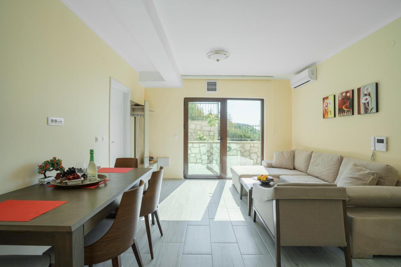 Adria Lux Apartments Sveti Stefan Будва Экстерьер фото