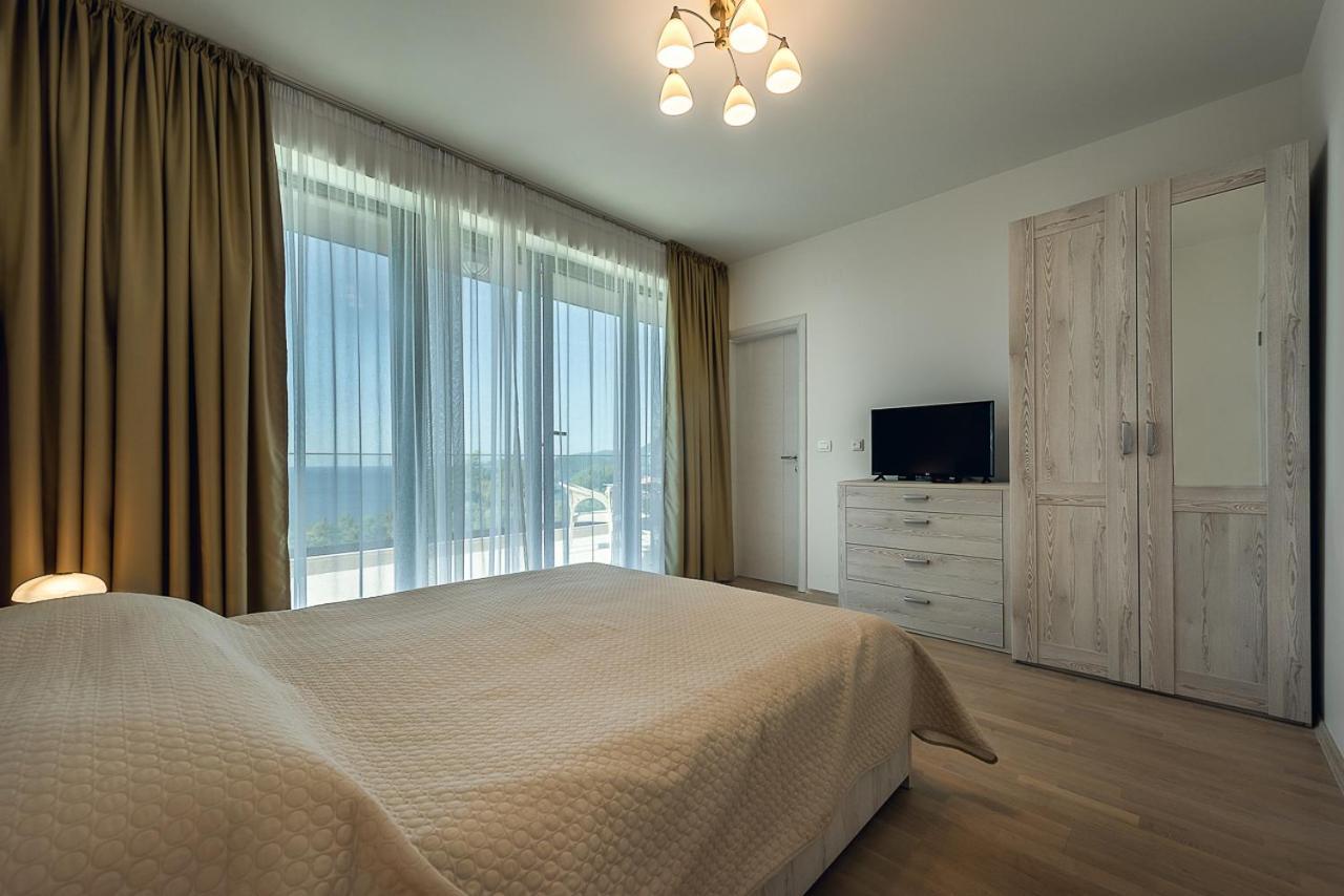 Adria Lux Apartments Sveti Stefan Будва Экстерьер фото