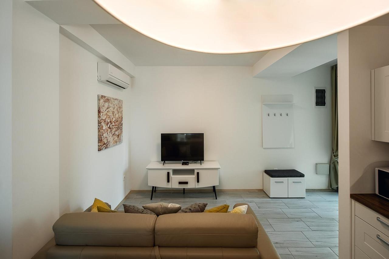Adria Lux Apartments Sveti Stefan Будва Экстерьер фото