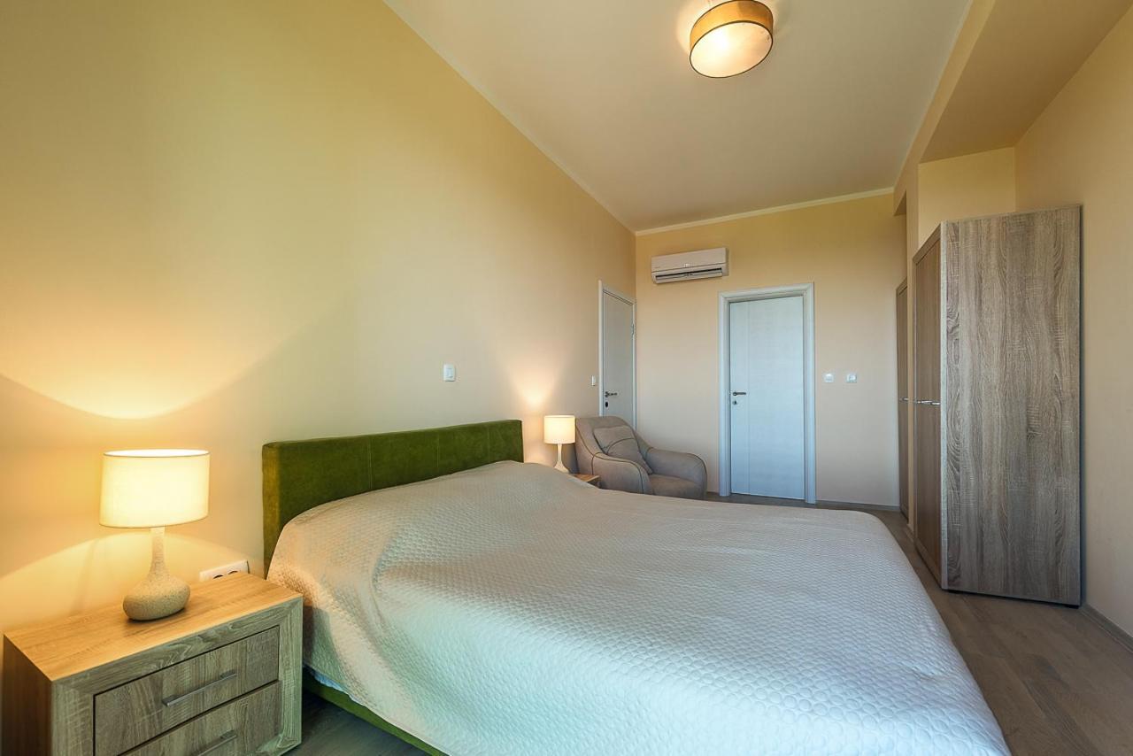 Adria Lux Apartments Sveti Stefan Будва Экстерьер фото
