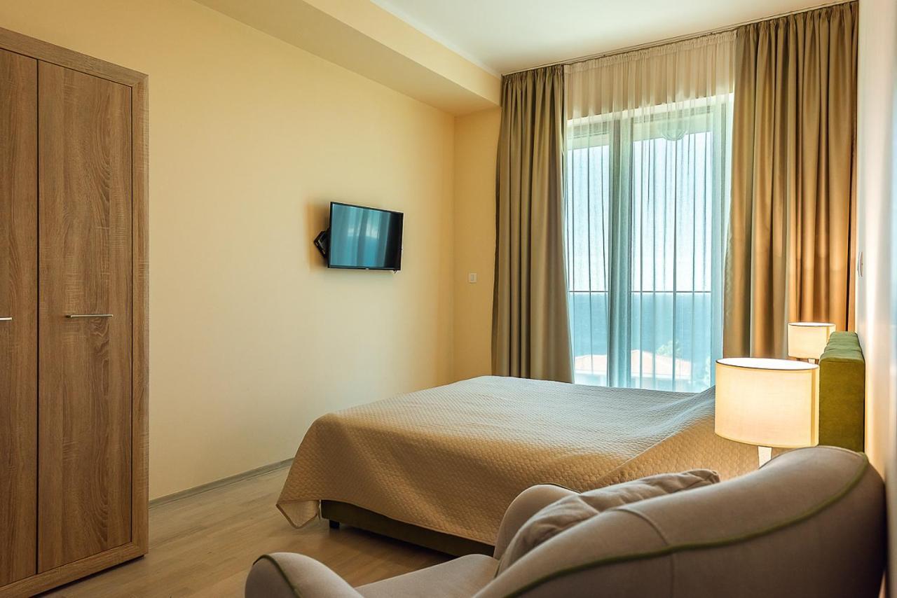 Adria Lux Apartments Sveti Stefan Будва Экстерьер фото