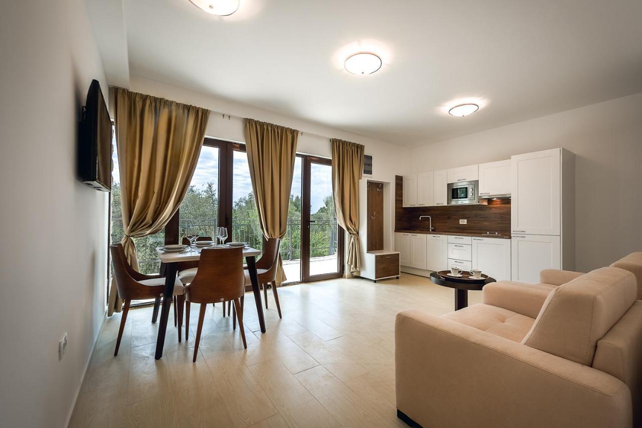 Adria Lux Apartments Sveti Stefan Будва Экстерьер фото